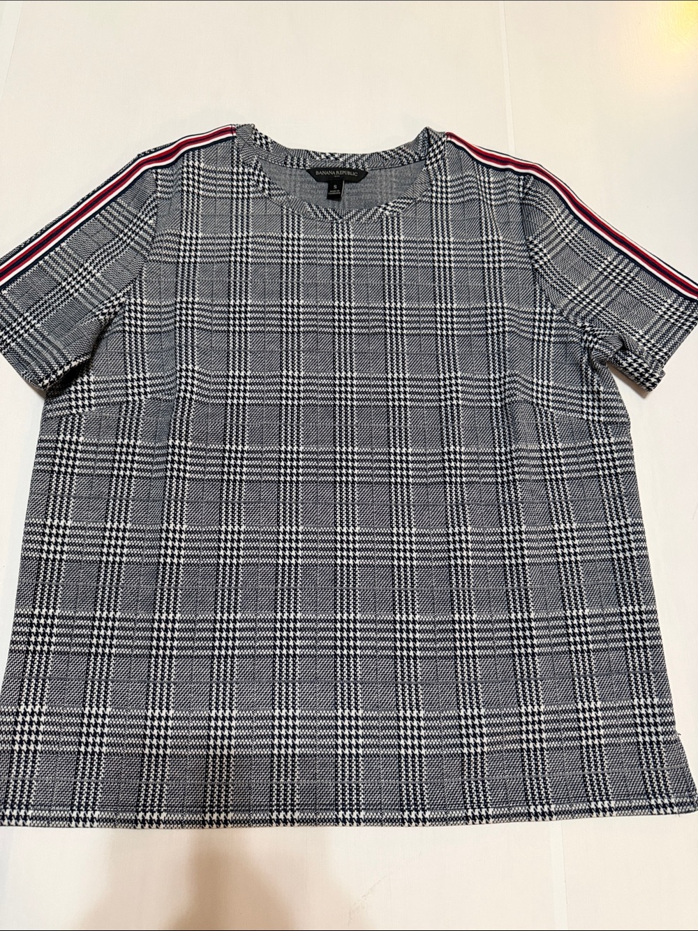 Banana Republic Grey Glen Plaid Short-Sleeve Knit Top with Stripes S